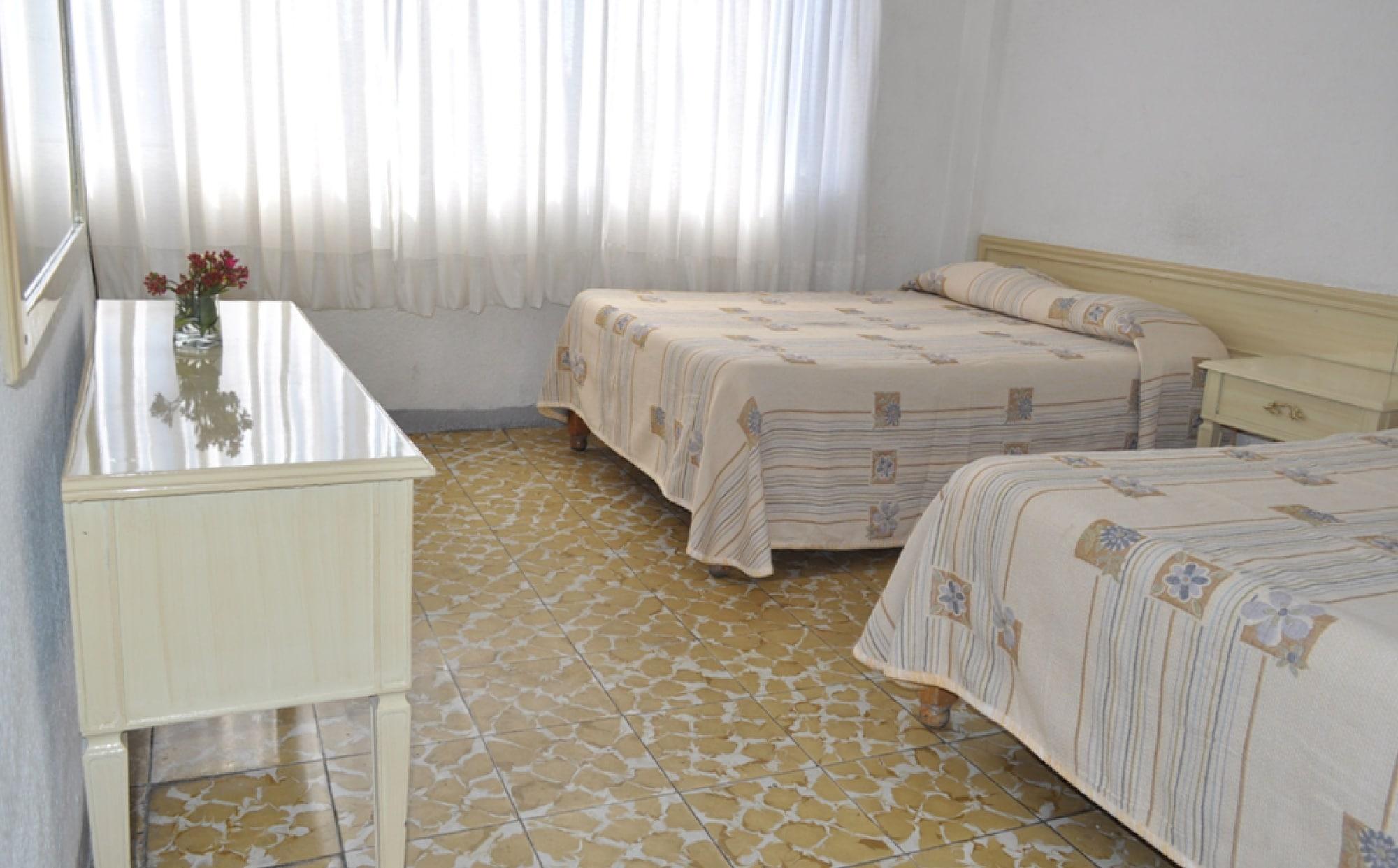 Hotel Viena Irapuato Bagian luar foto