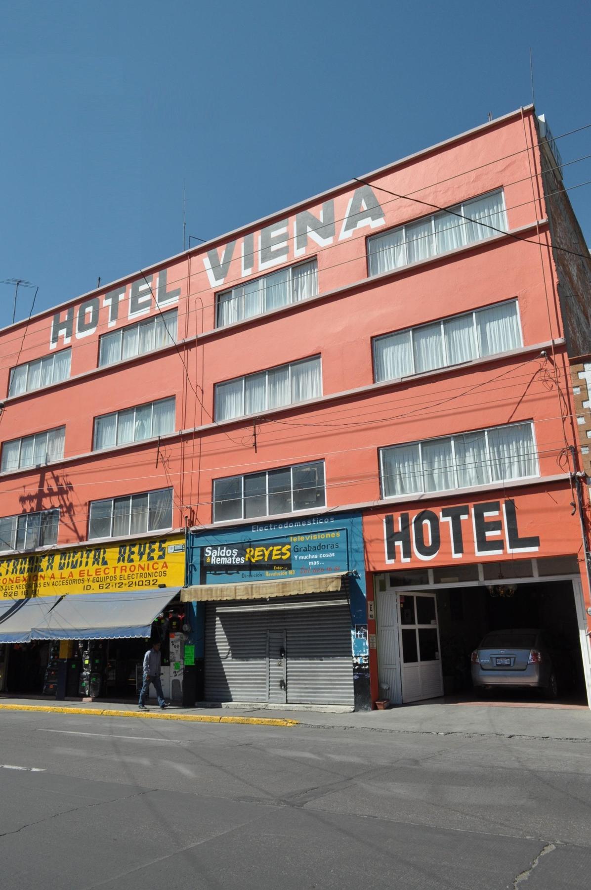 Hotel Viena Irapuato Bagian luar foto